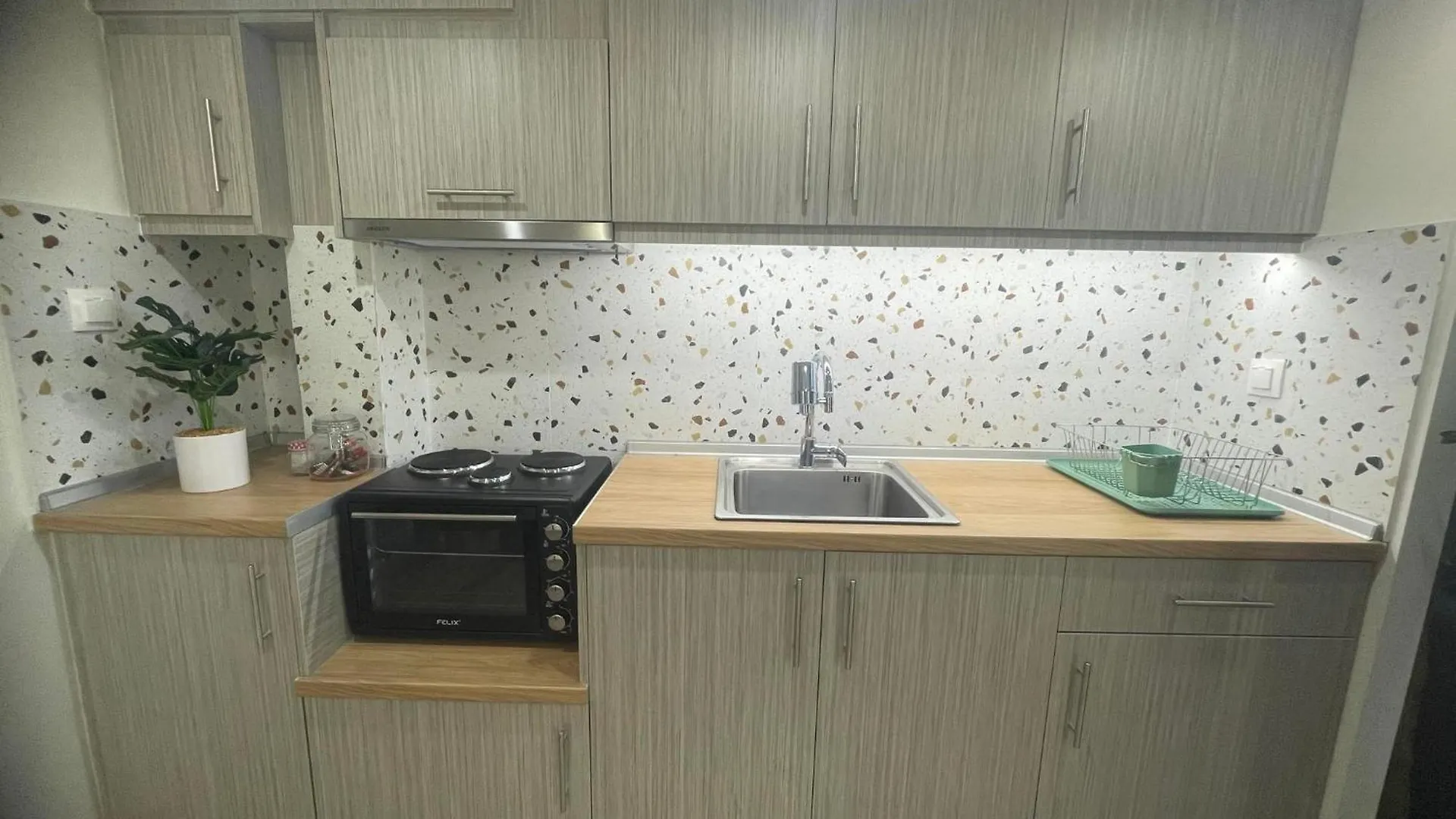 Trainstation Apartment In Thessaloniki